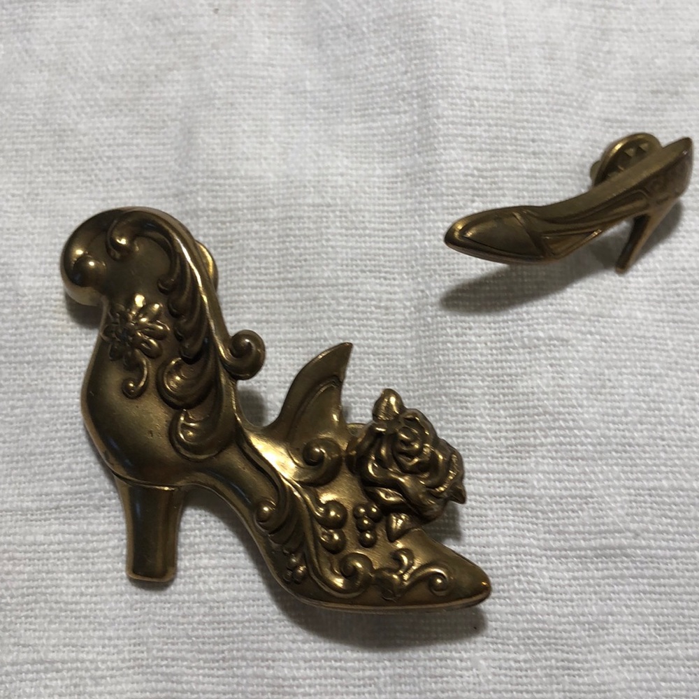 2 Brass Shoe Pins